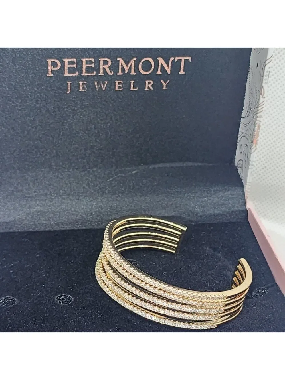 Brand New Cubic zirconia stones Bracelet